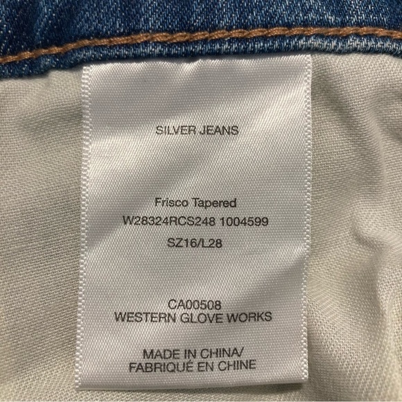 SILVER JEANS  Sz 16 x 28 Mom High Rise Style Torn Ripped Knee Mid-Wash Je… - Picture 8 of 11